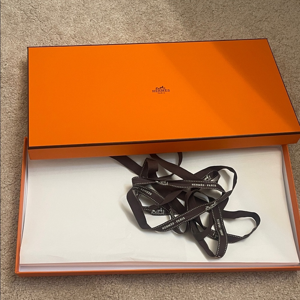 Hermès Orange Box - Picture 2 of 3
